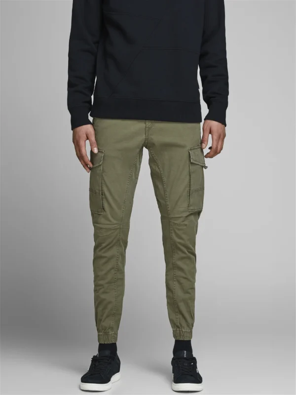 JACK AND JONES / PANTALÓN CARGO EN VERDE